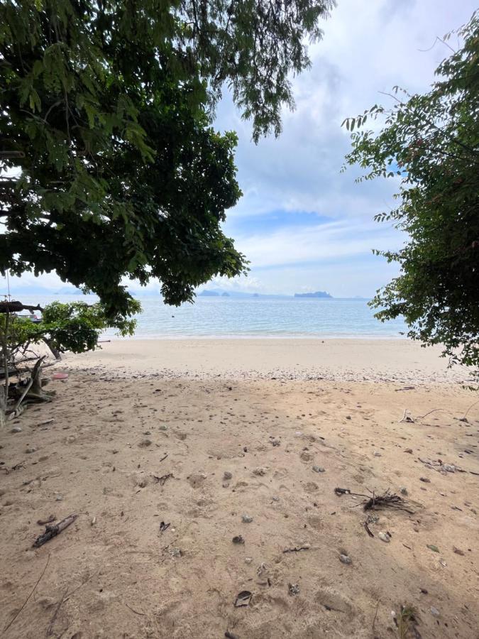 Pyramid Bungalow Hotel Ban Laem Sai Buitenkant foto