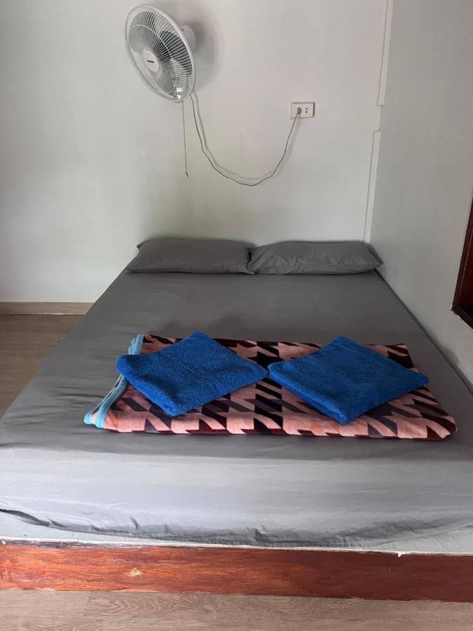 Pyramid Bungalow Hotel Ban Laem Sai Buitenkant foto