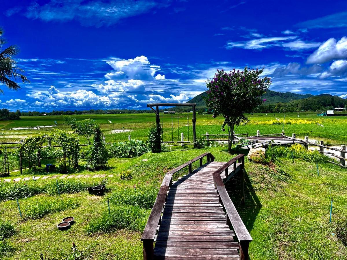 Pyramid Bungalow Hotel Ban Laem Sai Buitenkant foto